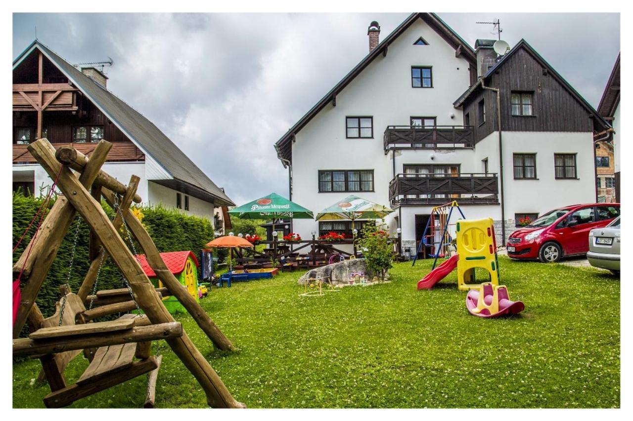 U Bernardyna Hotel Harrachov Exterior foto